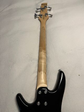 Bajo Eléctrico Negro