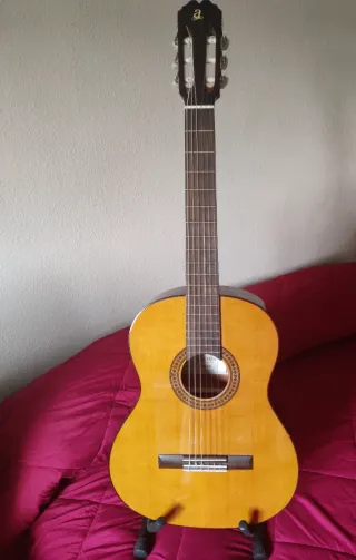 Guitarra Admira Juanita 4/4