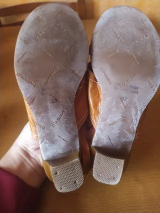 Sandalias D'Asumi. Piel Talla 37 Tacón