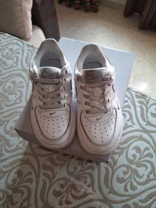 Nike Air Force 1 Talla 27.5