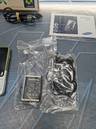 movil samsung C6620 movistar, en caja