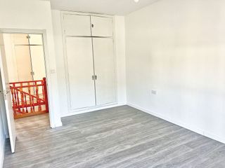 Chalet en venta en La Granja-La Colina-Los Pastores en Algeciras