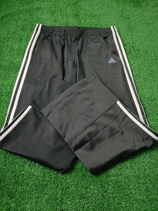 Pantalon Adidas Color Gris y Blanco Talla M.