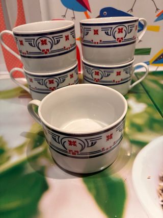 Juego de 5 tazas de cerámica