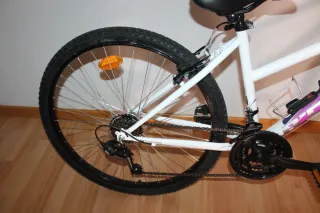 Bicicleta MTB Juvenil 26 pulgadas.