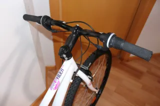 Bicicleta MTB Juvenil 26 pulgadas.