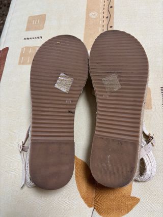 Sandalias de verano beige talla 39