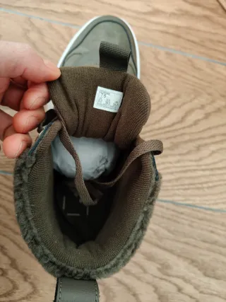 Vans nuevas verde y beige