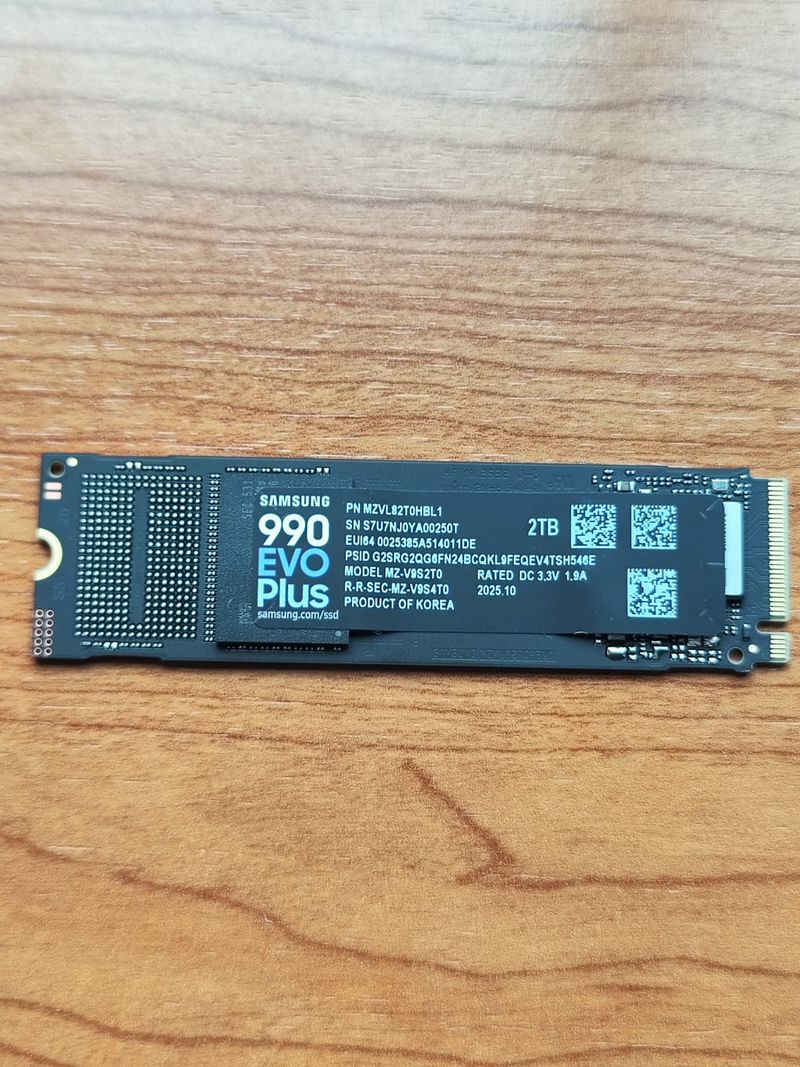 Samsung 990 EVO Plus 2TB NVMe SSD NUEVO