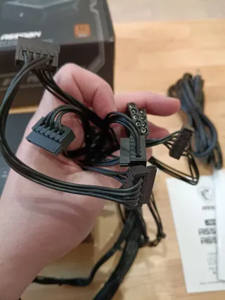 Fuente Alimentación MSI MAG A550BN 550W Bronce