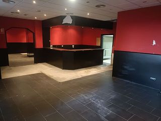 Local comercial en alquiler en Valdepeñas