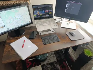 Monitor BenQ 21.5 HDMI + Cables