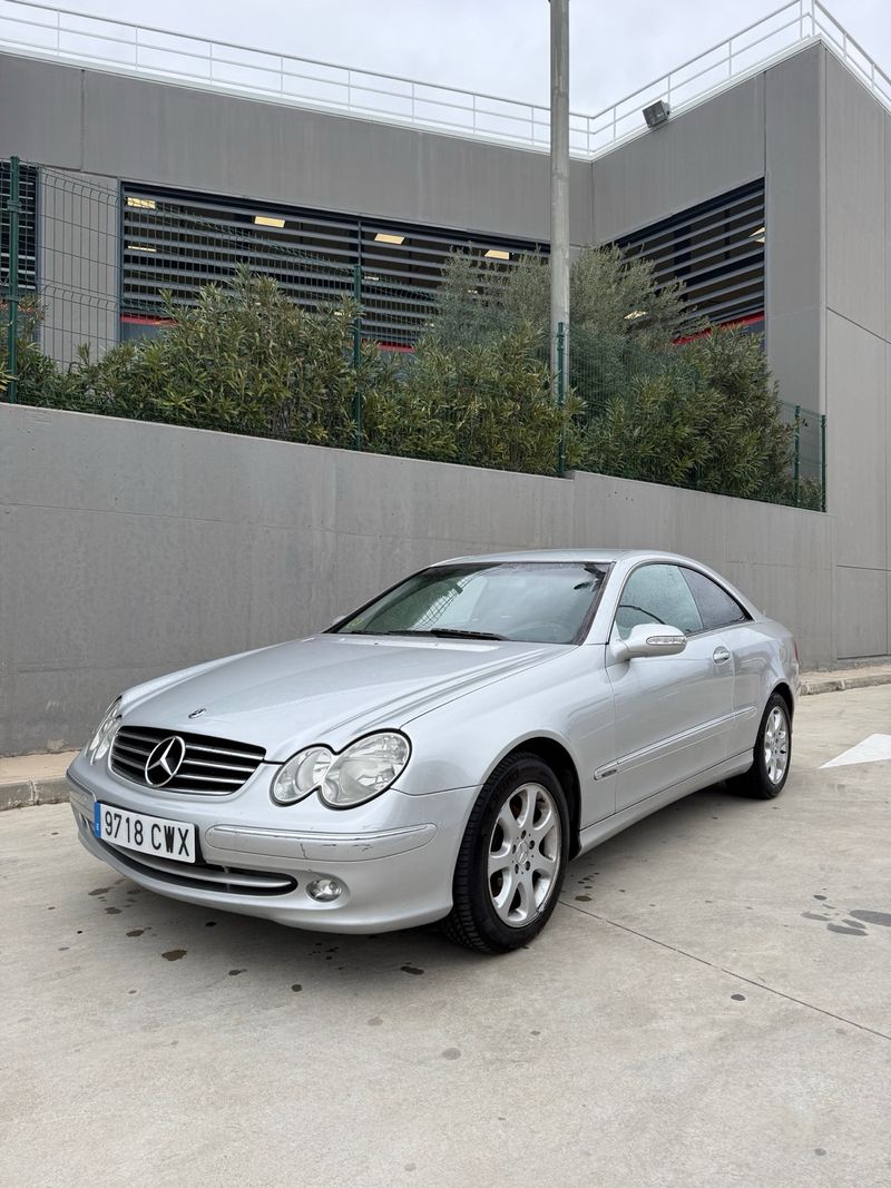 Mercedes-Benz  CLK 2005 - foto 1