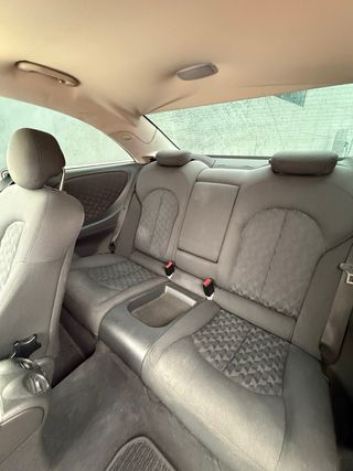Mercedes-Benz  CLK 2005