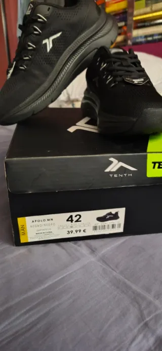 Zapatillas de Running Negras completamente nuevas