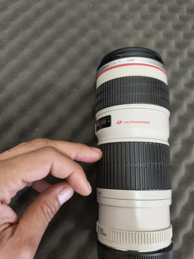 Canon EF 70-200mm f/4L USM