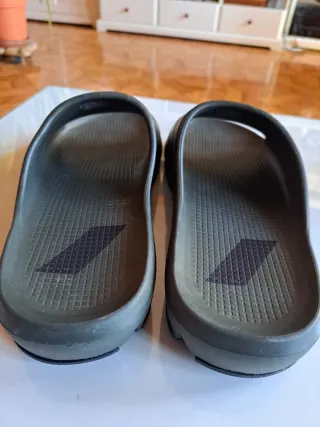 Chanclas Zara Verde Talla 42, para hombre