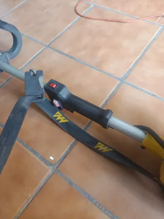 Desbrozadora McCulloch para perfilar