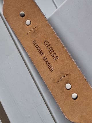 Reloj Guess Mujer W0160L1 Beige/Plata. Nuevo