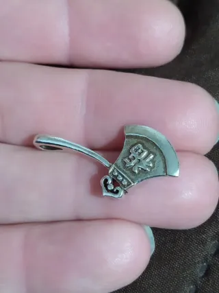 Colgante Hacha de Plata Ley S925
