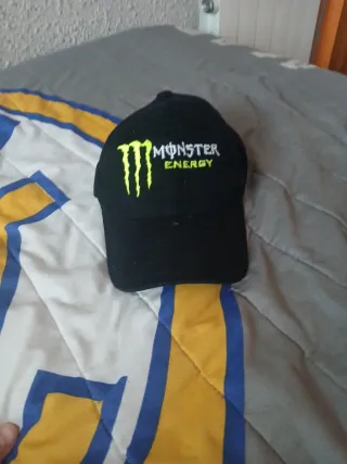 Pack 2 Gorras: Monster Energy y Puma