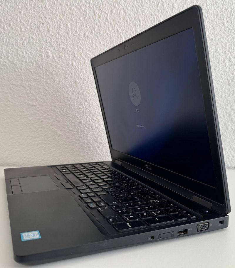 DELL LATITUDE 5590 CORE I7 OCTAVA GENERACION afbeelding 3