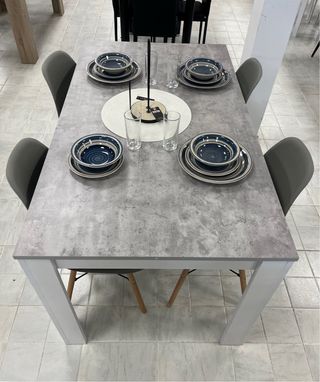 MESA DE COMEDOR