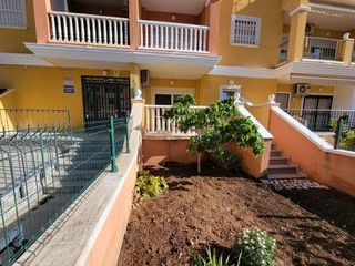 Piso en venta en Nueva Torrevieja - Aguas Nuevas en Torrevieja