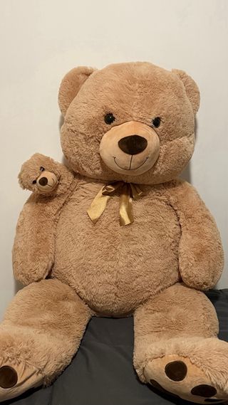 Oso de peluche gigante marrón