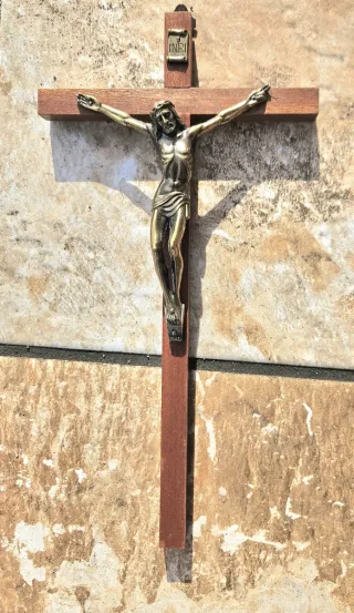 Figuras religiosas crucifijo y virgen+1 cuadro=15€