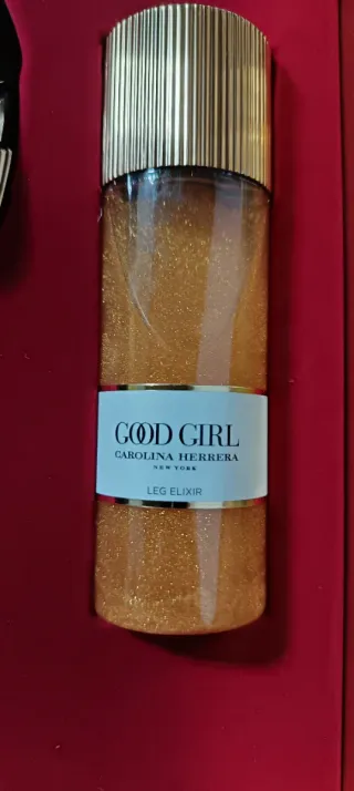 Estuche Perfume Good Girl CH Es original.