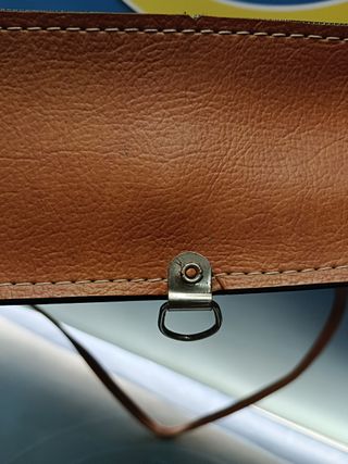 bonita CARTERA ESCOLAR, AÑOS 80 , LOS PITUFOS , PEYO - SAFTA - color marron