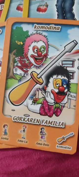 Juego de cartas Pirritx eta Porrotx