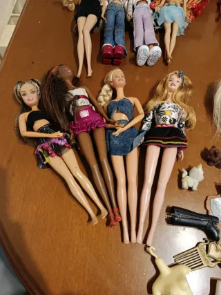 Conjunto di bambole Barbie e accessori