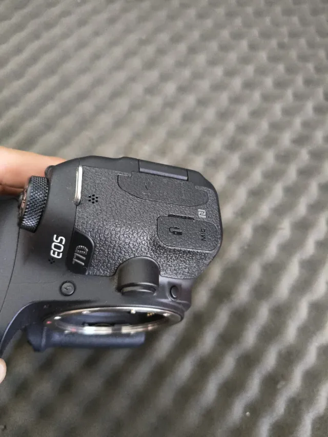 Canon EOS 77D Cámara DSLR