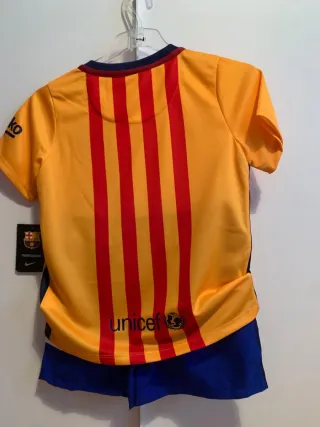 Equipación Junior Barça Nike Talla M (5-6 años)