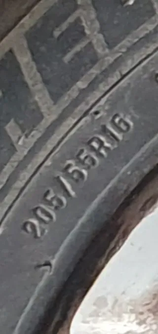 Rueda Volkswagen Golf 5 2007 Michelin 205 / 55 R16