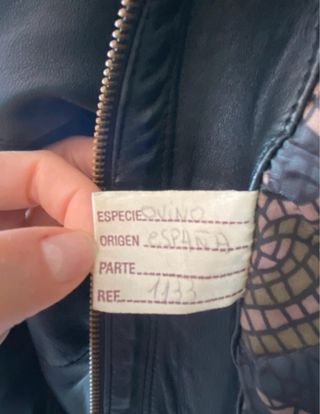 Chaqueta de piel de ovino negra