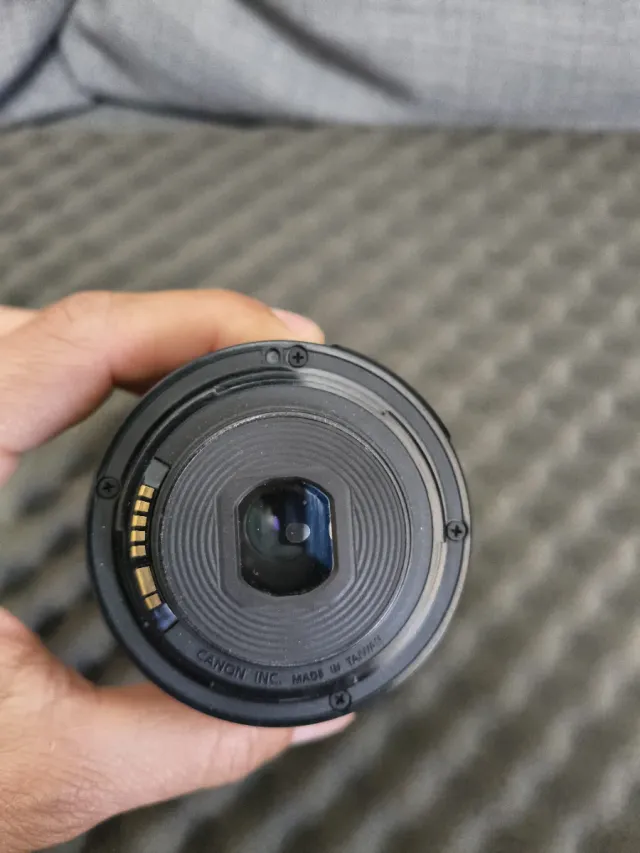 Objetivo Canon EF-S 18-55mm