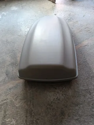 Bau Coche Negro y Gris