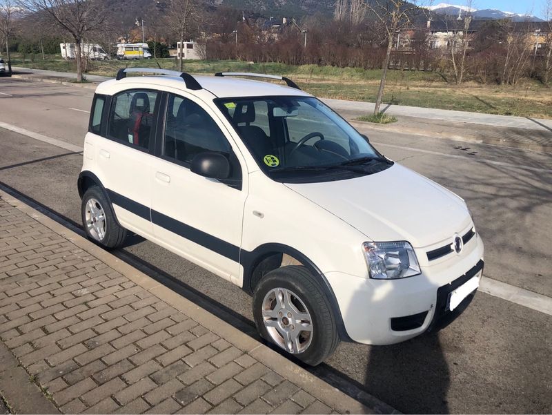 FIAT Panda 2011 4x4 - foto 1