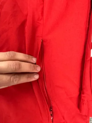 ¡¡OFERTA!! Talla L Chaqueta Adidas Roja y Negra