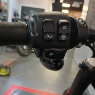 MITT 808 Bigfoot 2025 Negra