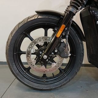 MITT 808 Bigfoot 2025 Negra