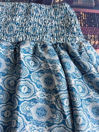 Falda verano vuelo azul claro