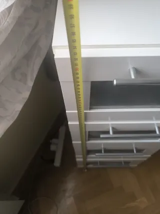 Cómoda blanca 4 cajones cristal