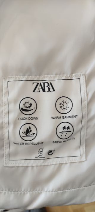 Cazadora Zara Talla L Beige con Capucha Zara