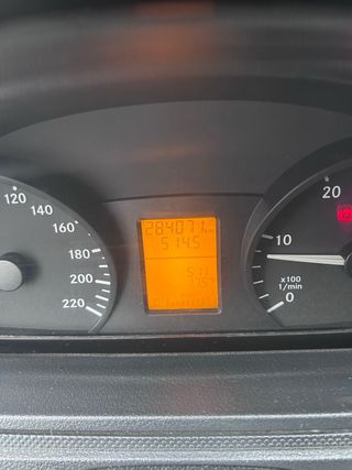 Mercedes-Benz Vito 2011