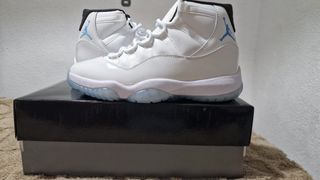 Nike Air Jordan Retro 11 Blanco/Azul