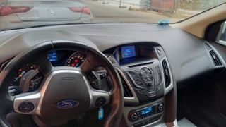 Ford Focus SEDAN 2011